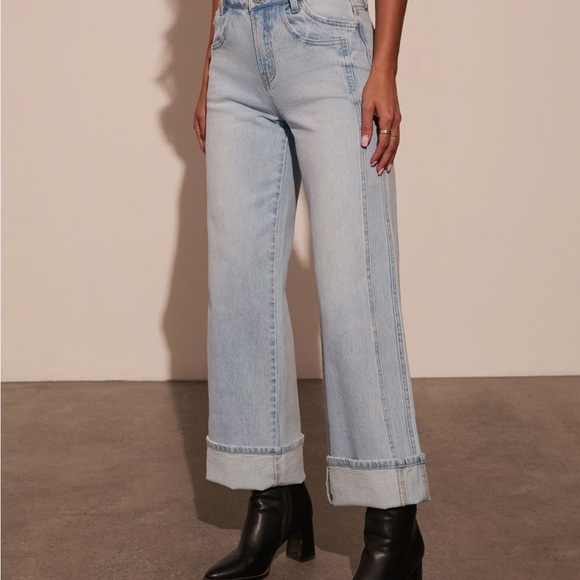 Mid Rise Wide Leg Cropped Denim - Picture 3 of 8